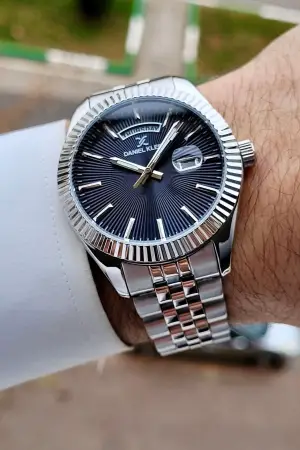 Kadranı Lacivert Kordonu Gümüş Renk 42 mm Fonksiyonlu Erkek Kol Saati