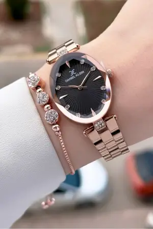 Rose Renk Kadın Kol Saati Ve Bileklik