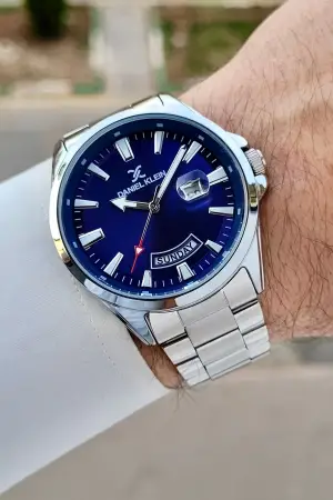 Kadranı Lacivert Kordonu Gümüş Renk Iç Göstergeleri Aktif Erkek Kol Saati