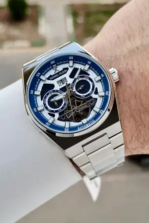 Kadranı Lacivert Kordonu Gümüş Renk Göstergeleri Aktif Otomatik Erkek Kol Saati