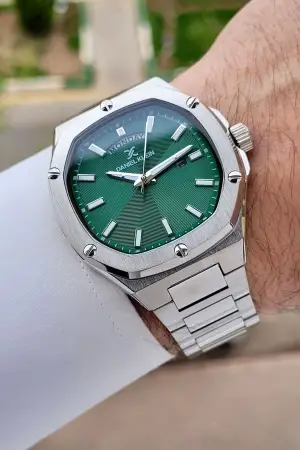 Kadranı Yeşil Kordonu Gümüş Renk 42 mm Erkek Kol Saati