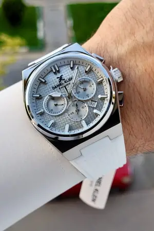 Kasası Gümüş Kordonu Beyaz Renk 44 Mm Göstergeleri Aktif Erkek Kol Saati