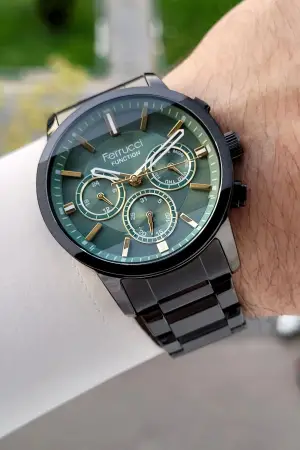 Kadranı Yeşil Kordonu Füme Renk İç Göstergeleri Aktif Erkek Kol Saati