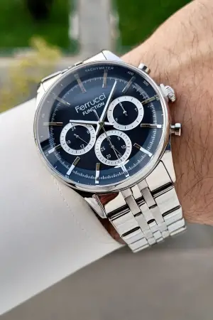 Kadranı Lacivert Kordonu Gümüş Renk İç Göstergeleri Aktif Erkek Kol Saati