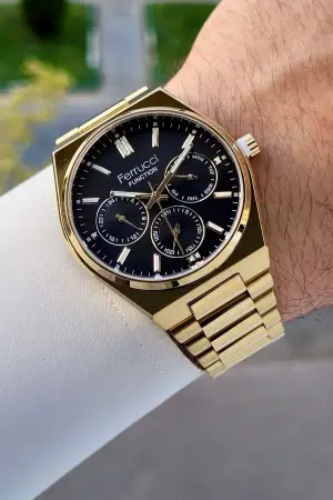 Kadranı Siyah Kordonu Gold Renk İç Göstergeleri Aktif Erkek Kol Saati