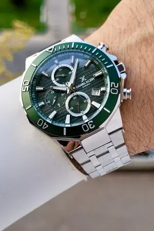 Kadranı Yeşil Kordonu Gümüş Renk İç Göstergeleri Aktif Erkek Kol Saati