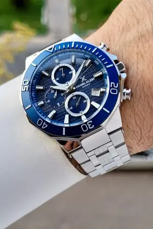 Kadranı Lacivert Kordonu Gümüş Renk İç Göstergeleri Aktif Erkek Kol Saati