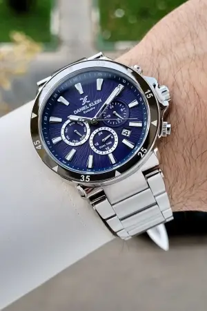 Kadranı Lacivert Kordonu Gümüş Renk İç Göstergeleri Aktif Erkek Kol Saati