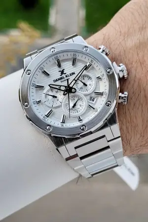 Gümüş Renk İç Göstergeleri Aktif Erkek Kol Saati