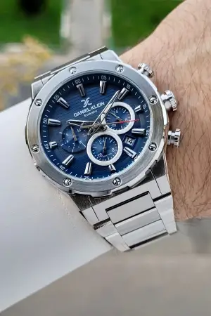 Kadranı Lacivert Kordonu Gümüş Renk İç Göstergeleri Aktif Erkek Kol Saati