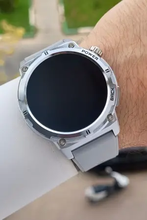 Kasası Gümüş Kordonu Gri Renk Android ve ios Uyumlu Hediye Paketli Akıllı Kol Saat