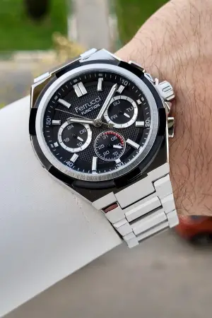 43 Mm Kadranı Siyah Kordonu Gümüş Renk İç Göstergeleri Aktif Erkek Kol Saati