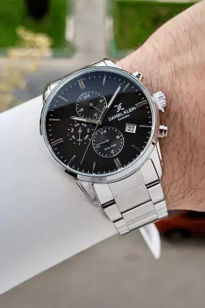 Kadranı Siyah Kordonu Gümüş Renk 42 Mm İç Göstergeleri Aktif Erkek Kol Saati