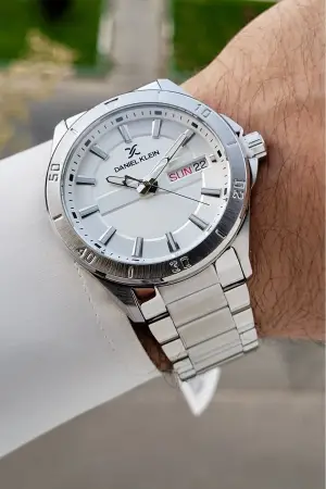 Gümüş Renk 43 Mm İç Göstergeleri Aktif Erkek Kol Saati