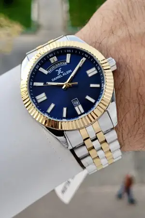 Kadranı Lacivert Kordonu Gold Gümüş Renk 42 Mm İç Göstergeleri Aktif Erkek Kol Saati