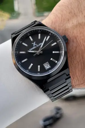 Siyah Renk 42 Mm İç Göstergeleri Aktif Erkek Kol Saati