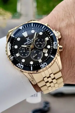 Kadranı Siyah Kordonu Gold Renk 44 Mm İç Göstergeleri Aktif Erkek Kol Saati