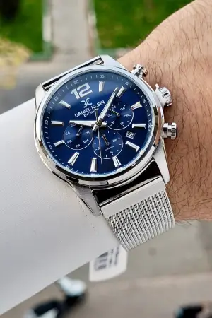 Kadranı Lacivert Kordonu Gümüş Renk 43 Mm İç Göstergeleri Aktif Erkek Kol Saati