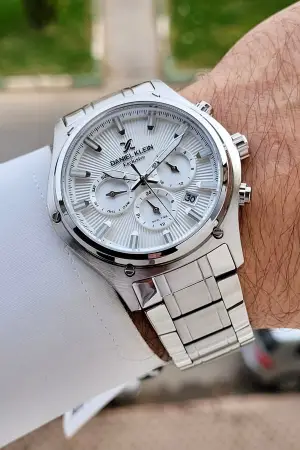 Gümüş Renk 44 Mm Göstergeleri Aktif Erkek Kol Saati