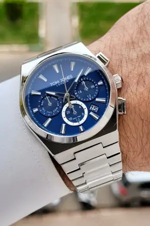 Kadranı Lacivert Kordonu Gümüş Renk 42 mm Erkek Kol Saati