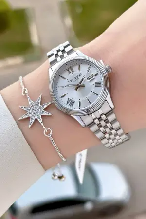 Gümüş Renk 30 mm Kadın Kol Saati ve Bileklik