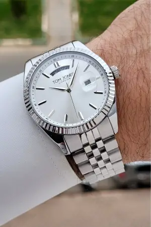 Gümüş Renk 40 mm Erkek Kol Saati