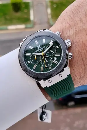 Kasası Gümüş Kordonu Yeşil Renk İç Göstergeleri Aktif Erkek Kol Saati