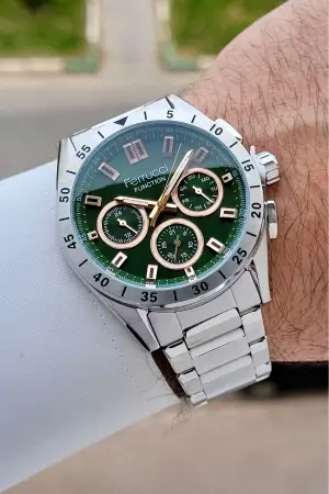 Kadranı Yeşil Kordonu Gümüş Renk 43 mm İç Göstergeleri Aktif Erkek Kol Saati