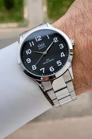 Kadranı Siyah Kordonu Gümüş Renk 40 mm Erkek Kol Saati