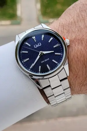 Kadranı Lacivert Kordonu Gümüş Renk 40 mm Erkek Kol Saati