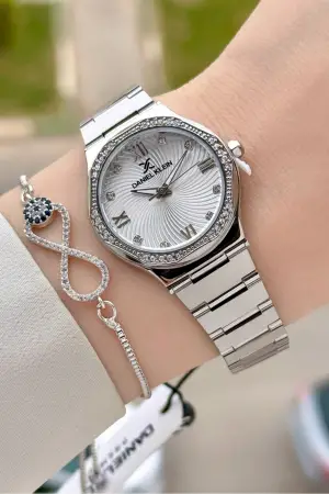 Gümüş Renk 30 Mm Kadın Kol Saati ve Hediye Bileklik