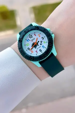 Yeşil Renk 35 Mm Dinazor Figürlü Su Geçirmez Rakamlı Çoçuk Kol Saati