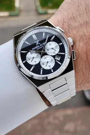 Kadranı Siyah Kordonu Gümüş Renk 42 mm İç Göstergeleri Aktif Erkek Kol Saati