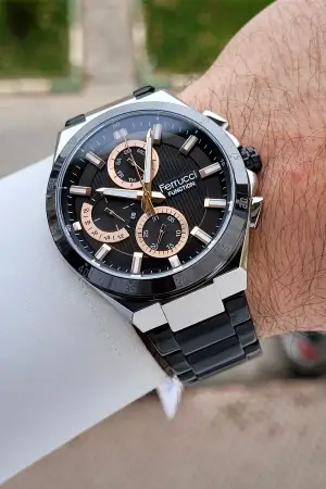 Kasası Gümüş Kordonu Siyah Renk 42 mm İç Göstergeleri Aktif Erkek Kol Saati