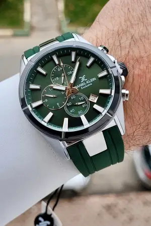 Kasası Gümüş Kordonu Yeşil Renk 46 mm İç Göstergeleri Aktif Erkek Kol Saati
