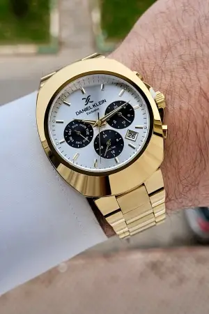 Kadranı Siyah Kordonu Gold Renk 39 mm İç Göstergeleri Aktif Erkek Kol Saati