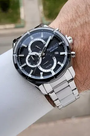 Kadranı Siyah Kordonu Gümüş Renk 43 Mm İç Göstergeleri Aktif Erkek Kol Saati