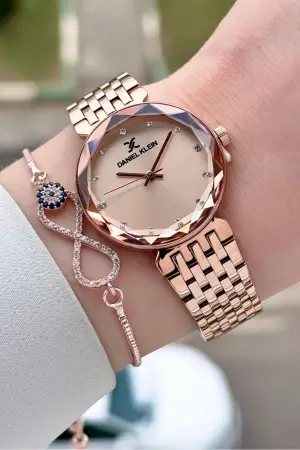 Kadranı Siyah Kordonu Rose Renk Kadın Kol Saati ve Bileklik