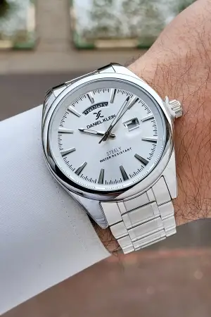 Gümüş Renk Tamamen Paslanmaz Çelik Takvimli Erkek Kol Saati