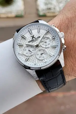 Kasası Gümüş Kordonu Siyah Renk 43 Mm İç Göstergeleri Aktif Erkek Kol Saati