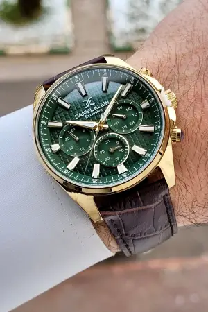 Kasası Gold Kordonu Kahverengi Renk 43 Mm İç Göstergeleri Aktif Erkek Kol Saati