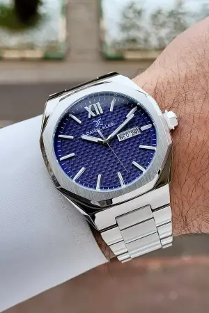 Kadranı Lacivert Kordonu Gümüş Renk 43 mm Erkek Kol Saati