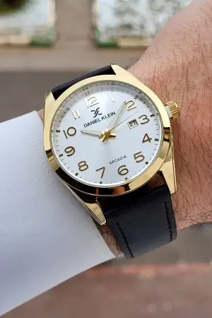 Kasası Gold Kordonu Kahverengi Renk Rakamlı 42,5 Mm Hediye Paketli Erkek Kol Saati