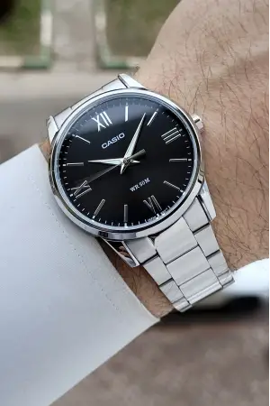 Casio Kadranı Siyah Kordonu Gümüş Renk 40 mm Erkek Kol Saati