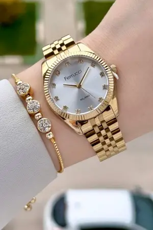 Gold Renk Kadın Kol Saati ve Bileklik