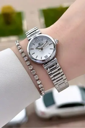 Gümüş Renk 26 Mm Kadın Kol Saati ve Bileklik