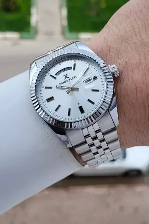 Gümüş Renk 42 Mm Erkek Kol Saati