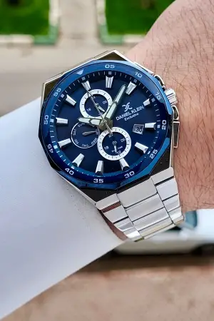 Kadranı Mavi Kordonu Gümüş Renk 43,5 Mm Erkek Kol Saati