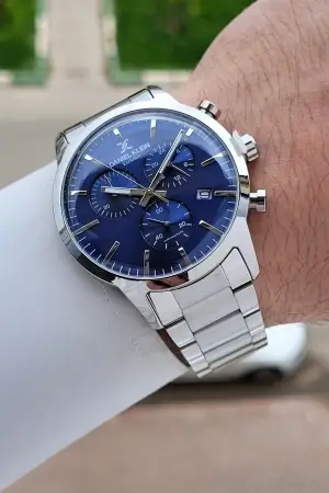 Kadranı Lacivert Kordonu Gümüş Renk İç Göstergeleri Aktif 44 Mm Erkek Kol Saati