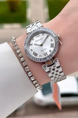 Gümüş Renk Kadın 30 Mm Kadın Kol Saati ve Hediye Bileklik